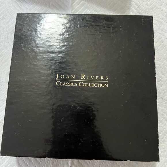 Joan Rivers Classics Collection Vintage 1990 NIOB statement Bee Brooch NWT - Picture 10 of 11